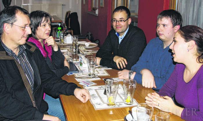 Über politisches Engagement diskutierten (von links): Michael Motzkus, Susanne Schmidt, Jean-Christophe Thieke, Adrian Schmidt und Daniela Dietrich.